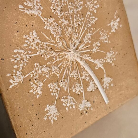 Pottery Studio Parsley Engraved Glazed Vase Handmade Signed - Picture 4 of 8
